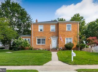 523 W Broad St, Gibbstown, NJ 08027