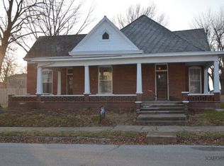 201 S High St, California, MO 65018