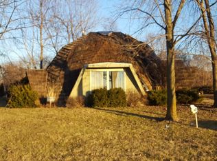 333 N Main St, Camp Point, IL 62320