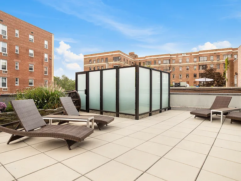 2727 Henry Hudson Pkwy W #507 — Photo 26