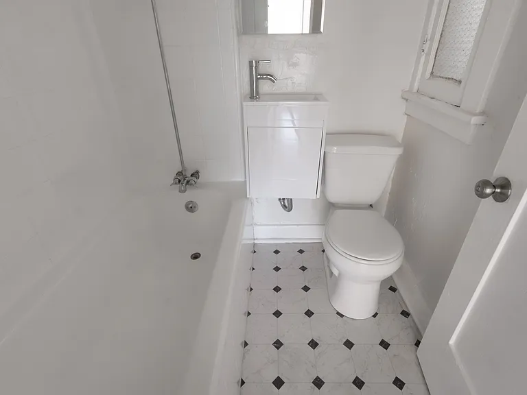 4309 S Main St #101 — Photo 16