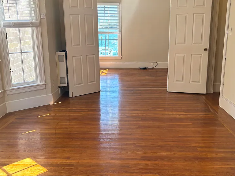 1434 Lakeshore Avenue — Photo 7