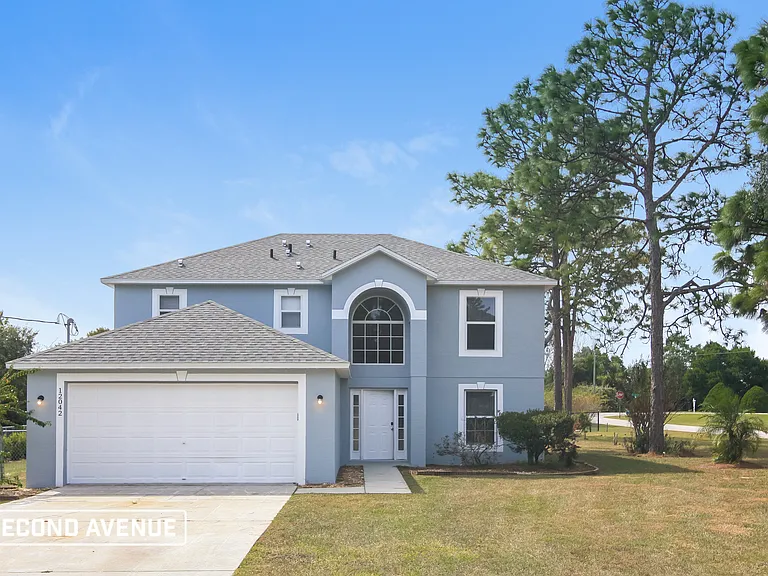 12042 Villa Rd — Photo 1