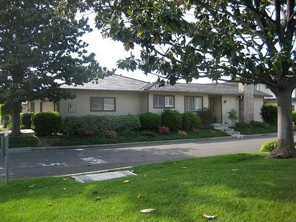 1st image of 20415 Kirkmont Dr