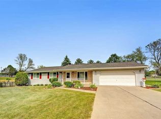 543 Menlo Park Rd, Green Bay, WI 54302