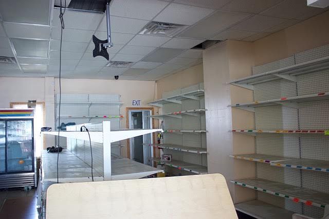 2nd image of 15609 Rockaway Blvd #1