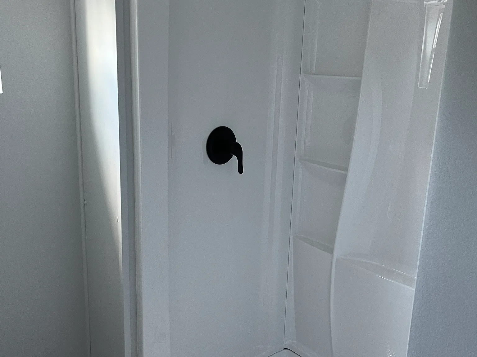 2 bed, 1000 sqft, $1,800 — Photo 3