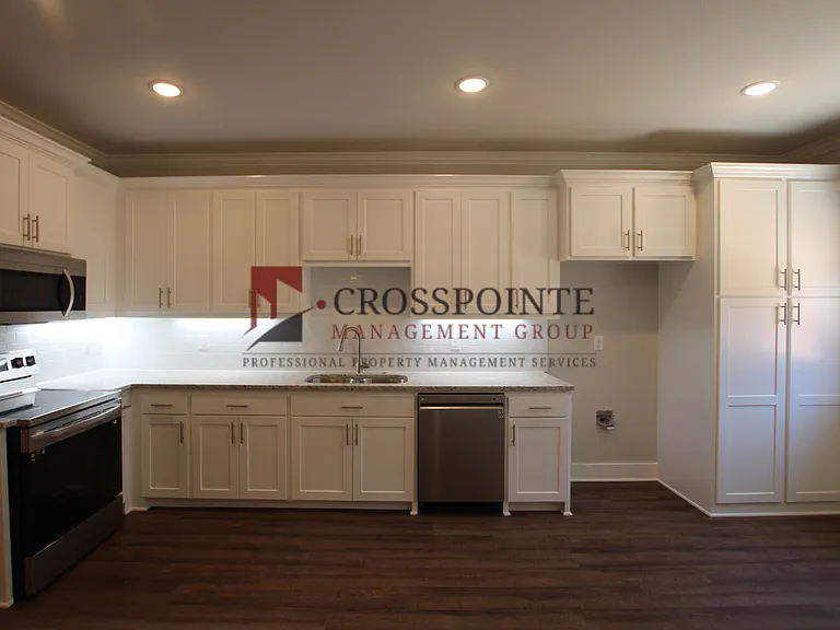 731 Freedom Way — Photo 15