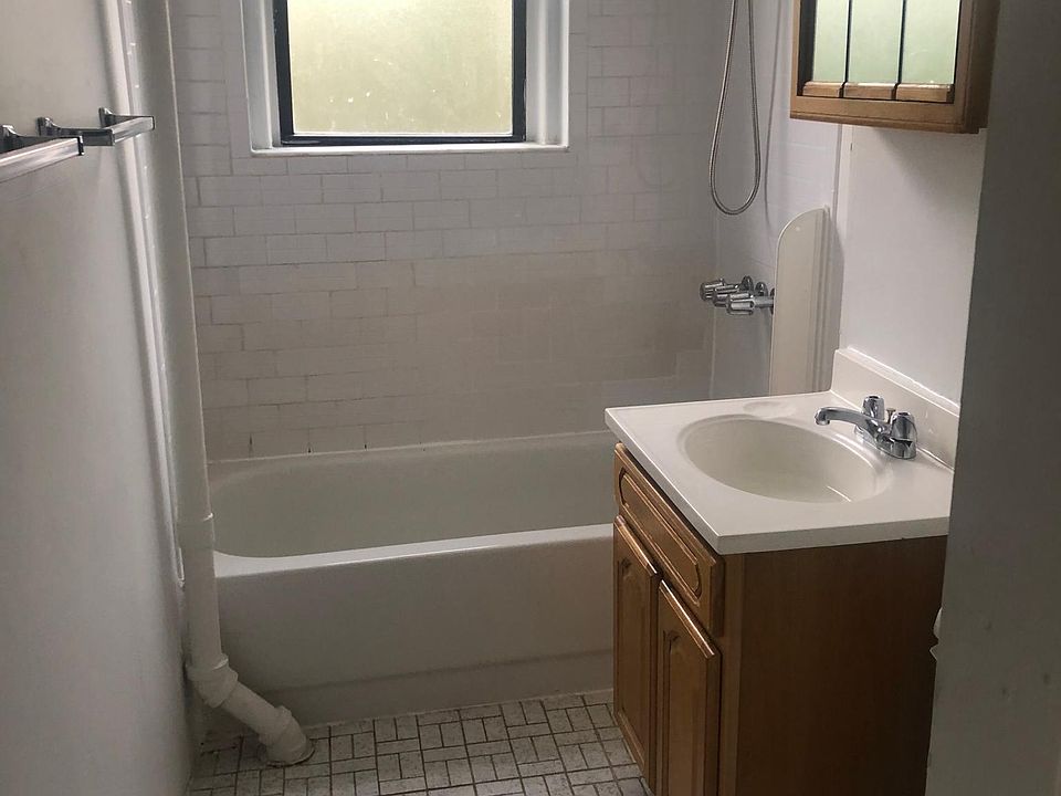 1st image of 300 Gramatan Ave #1