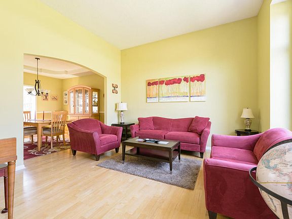 4th image of 269 Tuscany Dr