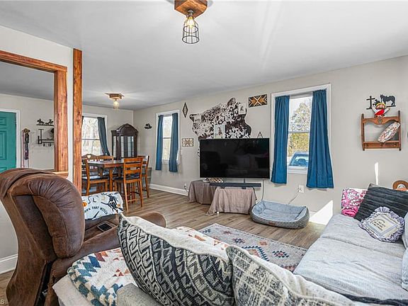 5th image of 118 Shady Grove Rd