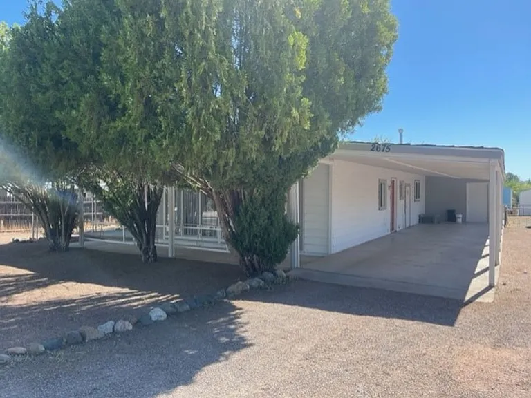 2675 S Sunset Dr — Photo 1