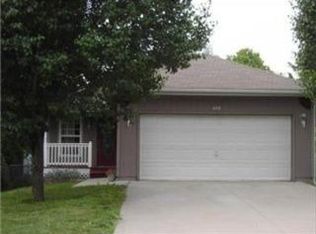 410 W Front St, Grain Valley, MO 64029