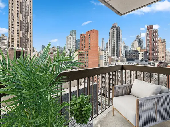 403 East 62nd Street image 12 of 12