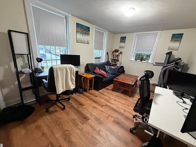 8 Vinal St #1 — Photo 3