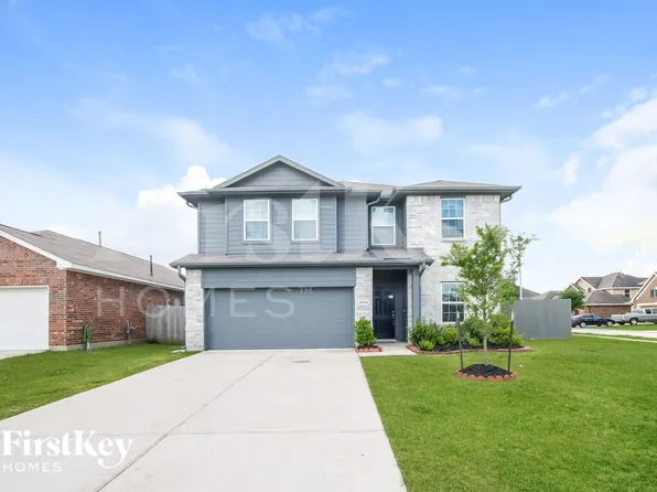 10002 Chase Ct, Baytown, TX 77521