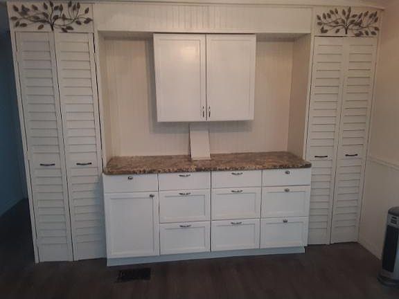5th image of 72 Lakeview Dr