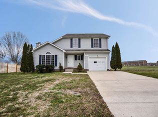 1205 Shorehaven Dr, Clarksville, TN 37042