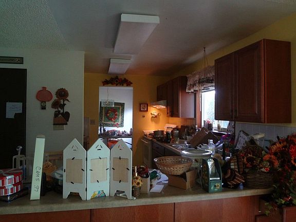 3rd image of 532 Point Brown Ave NE