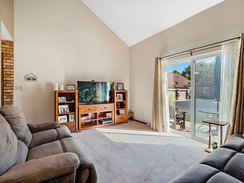 1st image of 4043 W College Ave