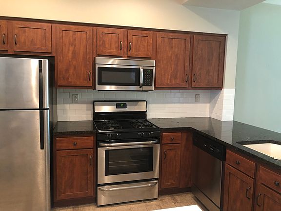 4th image of 1828 Lucylle Ct