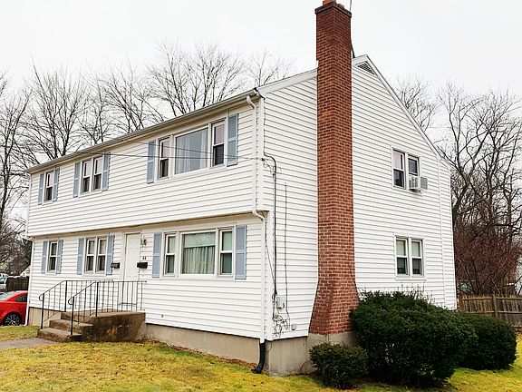 3rd image of 44 Gould Dr
