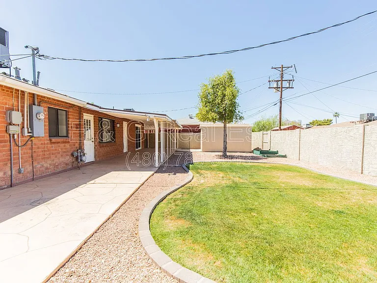 8050 E Clarendon Ave — Photo 17