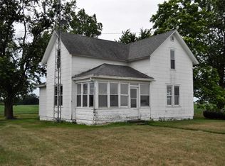 3729 E 300 S, Winamac, IN 46996