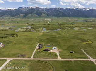 5352 County Road 114, Etna, WY 83118
