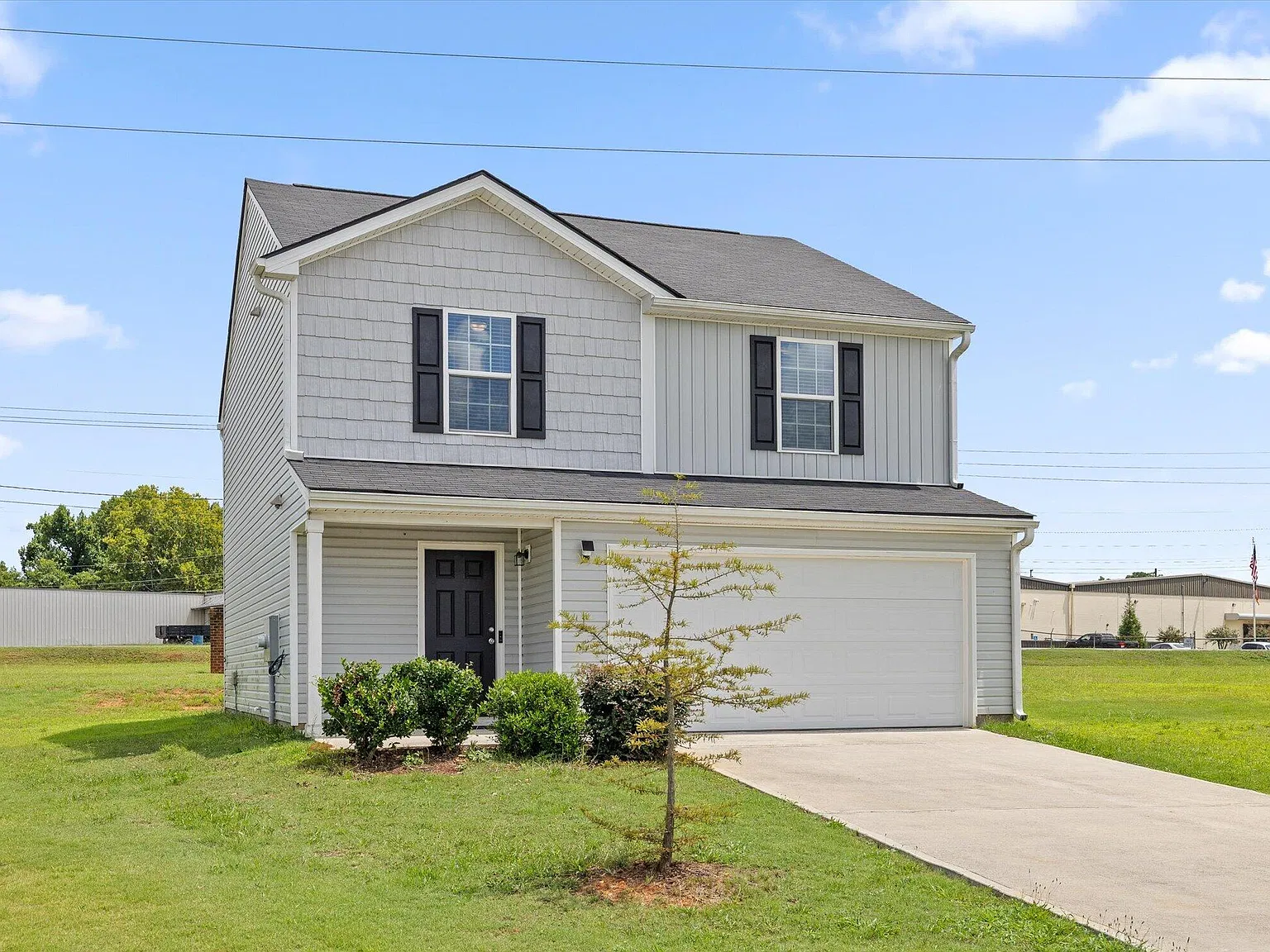 3 bed, 2.5 bath, 1606 sqft, $1,800 — Photo 2