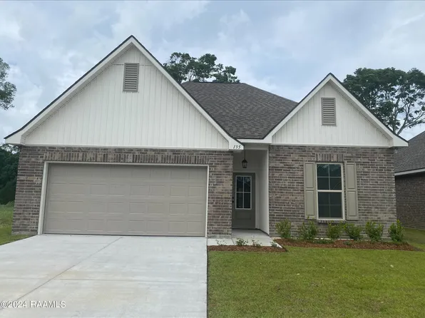 135 Oak Haven Dr, Lafayette, LA 70507