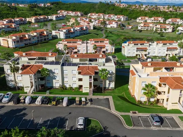 12F Harbour Dr, Humacao, PR 00791