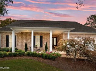 435 Raintree Dr, Greenville, NC 27834