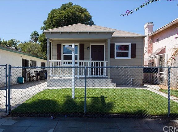 3rd image of 3741 S Saint Andrews Pl