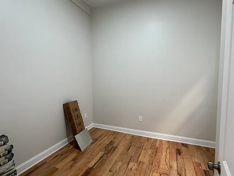 740 Dixwell Ave #1F — Photo 10