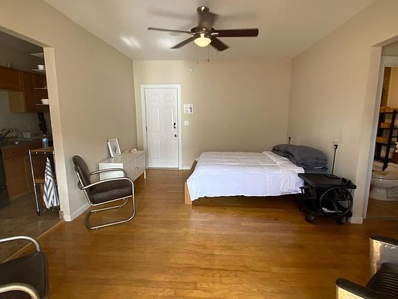 4th image of 934 Michigan Ave APT 306
