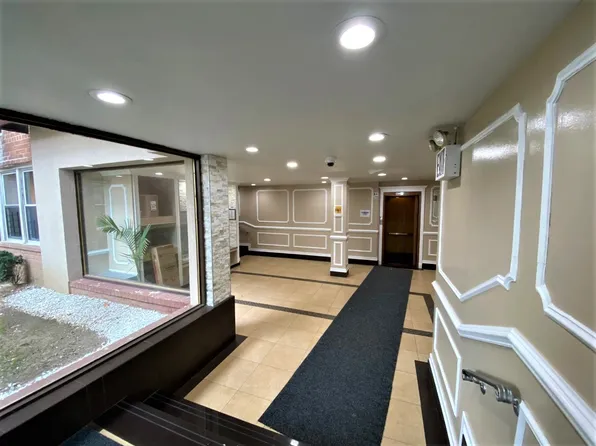 1750 East 14th Street image 1 of 11