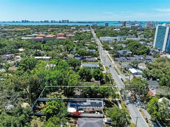 909 Turner St, Clearwater, FL 33756