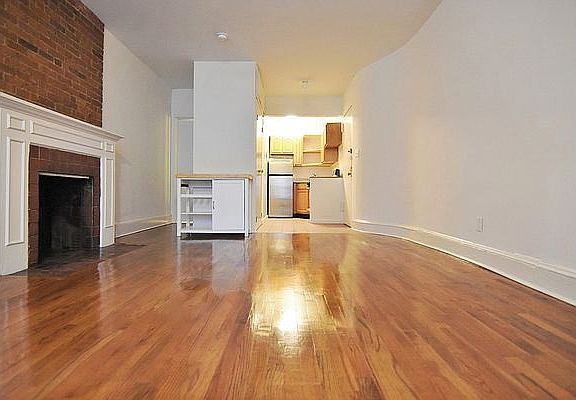 5th image of 59 W 69th St APT 1F