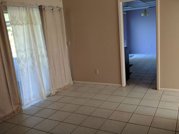 4th image of 219 SW Lucero Dr