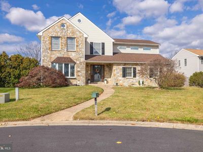 13 Denise Ct, Bear, DE, 19701