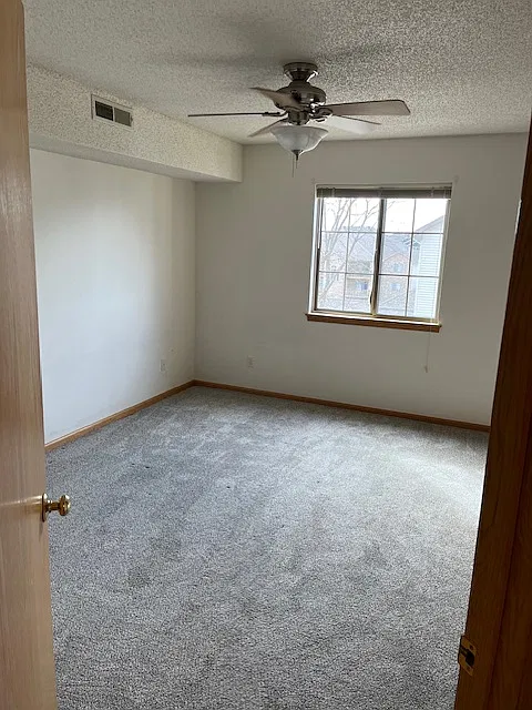 2 bed, 1157 sqft, $1,650 — Photo 3