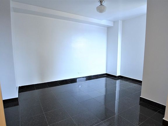 3rd image of 95 Christopher St APT 13D