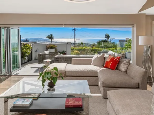 5434 Castle Hills Dr, San Diego, CA 92109