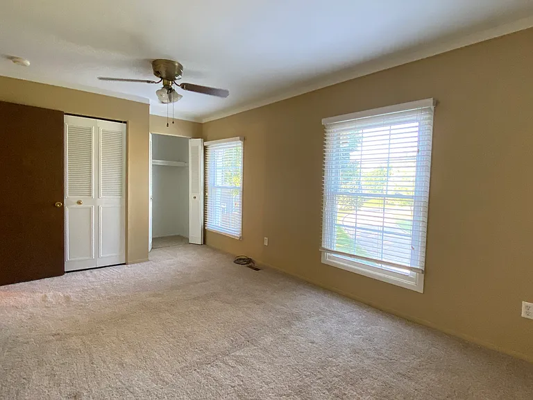 23525 Stonehenge Blvd — Photo 14
