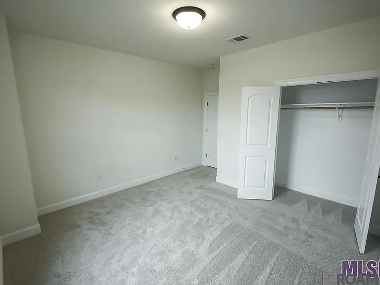 10904 Maitland Ave — Photo 11
