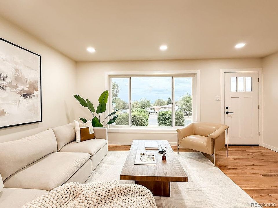 1st image of 3855 W Amherst Avenue