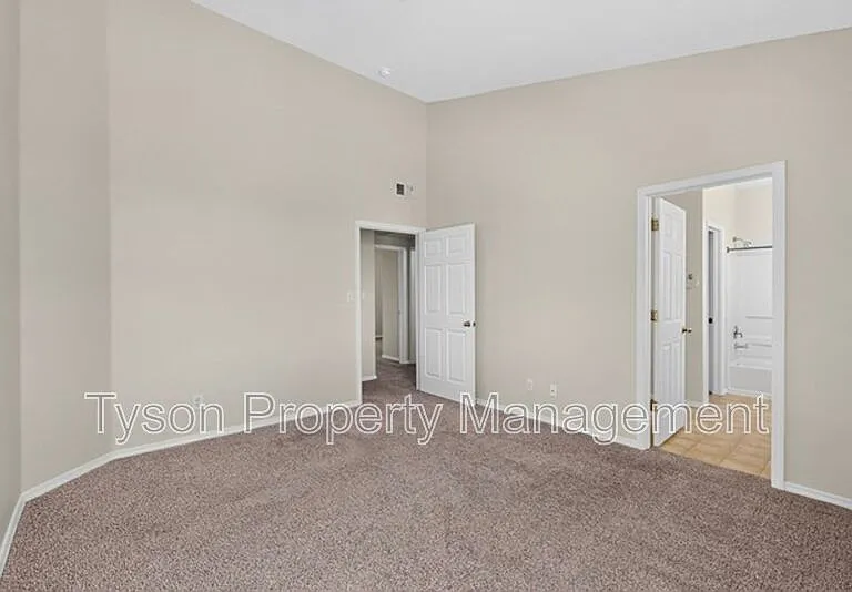 4209 Ridgeway Ct SE #D — Photo 14