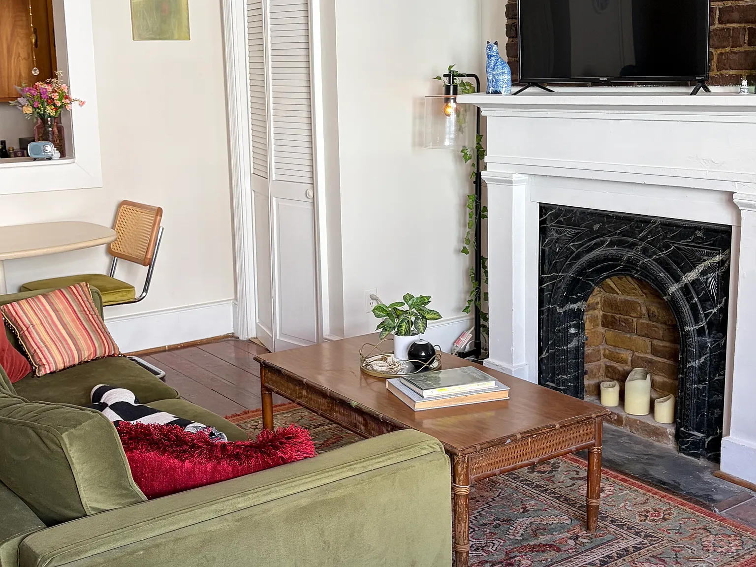 Studio, 650 sqft, $2,295 — Photo 1