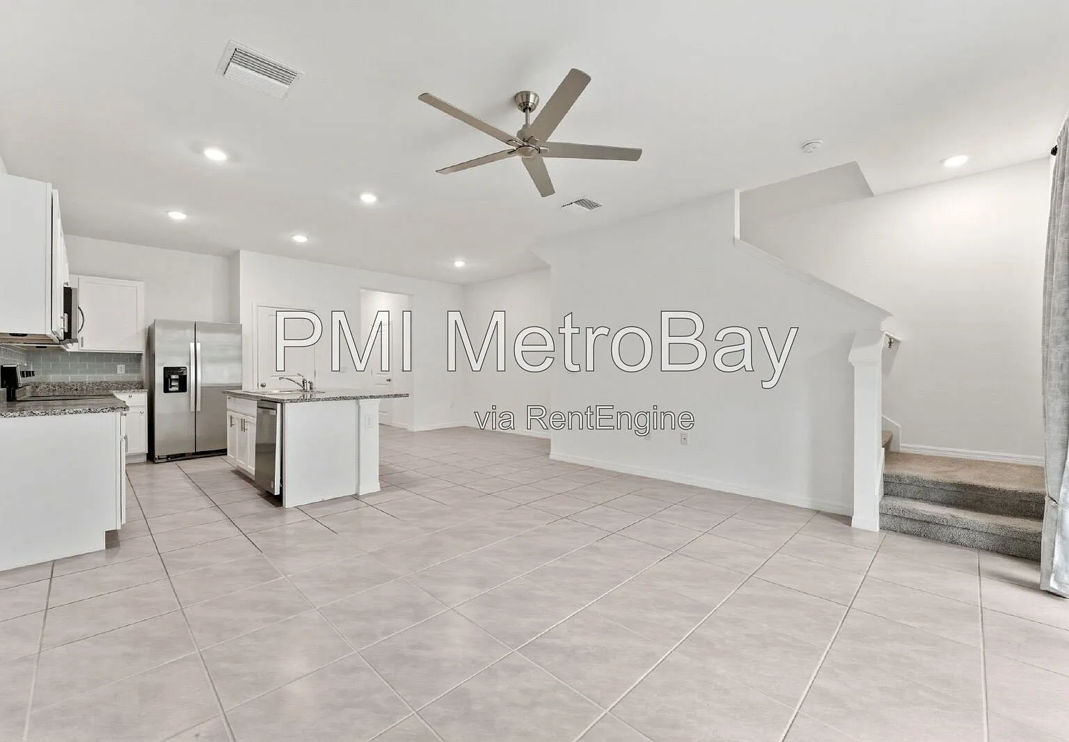 3 bed, 2.5 bath, 1695 sqft, $1,999 — Photo 3